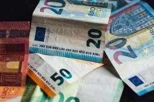 Fondurile speculative americane şi-au redus expunerea la acţiunile companiilor supranumite ”Magnificent Seven”